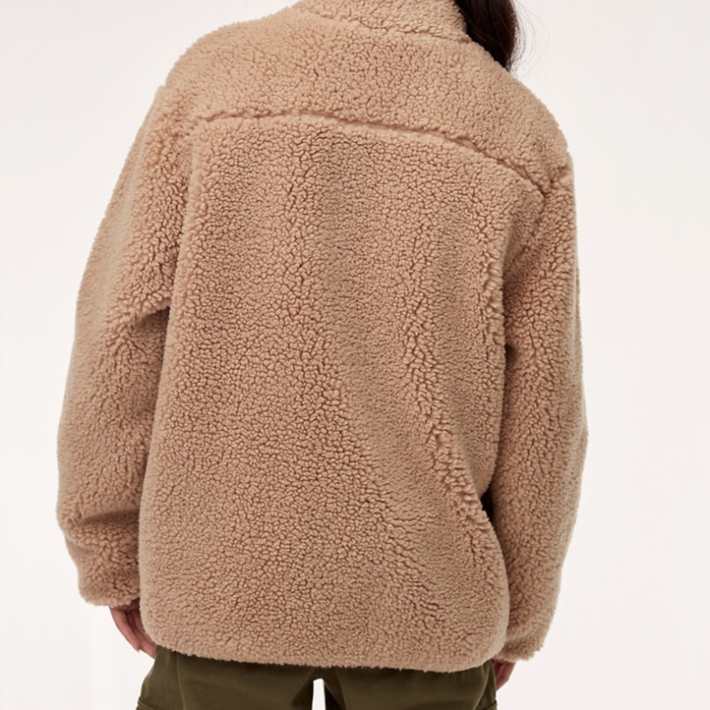 Aritzia TNA Black Sherpa Fleece Jacket - Picture 5 of 5